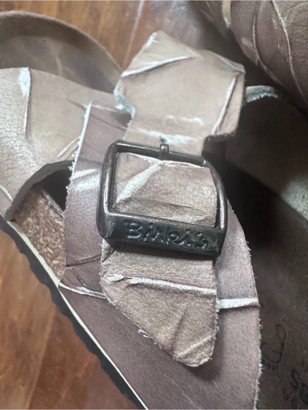 Men Birki’s Birkenstock EU 44 US 11 11.5 Cross Strap Sandals Shoes Khaki Tan